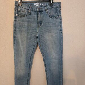 Denizen Levi’s 216 Skinny Jeans Mid Rise distressed Women’s 30x32 Stretch Denim